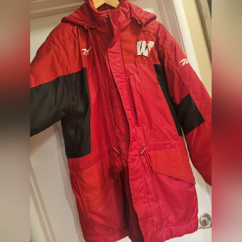 Vintage Reebok Wisconsin Jacket - Size M - Picture 2 of 13